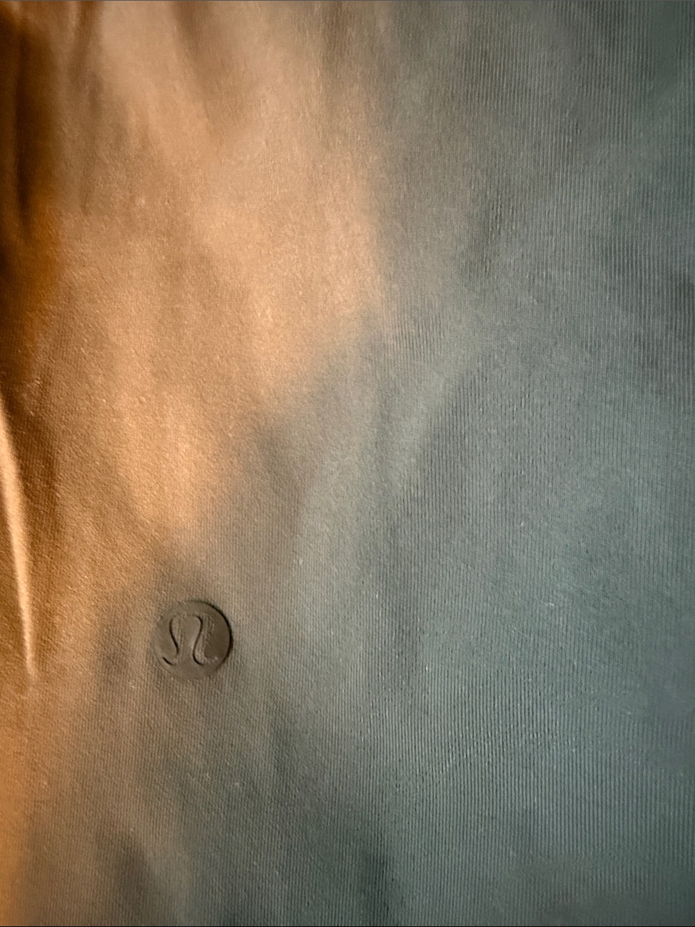 Lululemon - Picture 3 of 5